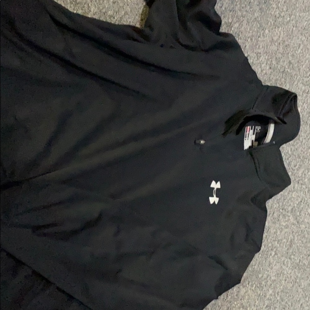 Under Armour black quarter zip